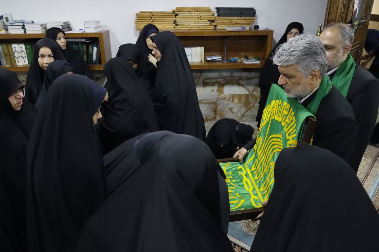 «زیر سایه خورشید» در ساری