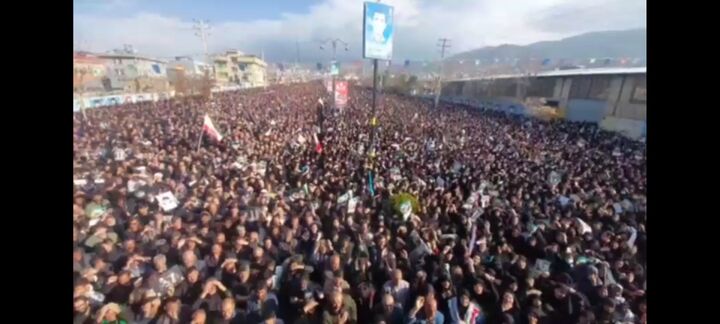 «خیابان جمهوری اسلامی» باید نماد ماندگار مقاومت شود