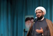 حضور مردم در میادین، تضمین‌کننده ماندگاری اسلام در کشور است