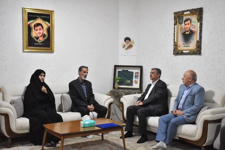 شهدا مایه عزت و افتخار ملت و کشور هستند