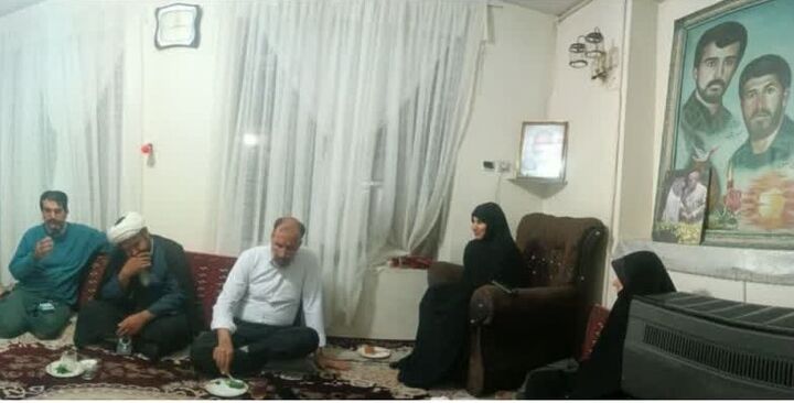 دیدار اعضای کانون فرهنگی شهید بابانظر مشهد با خانواده شهید فقیری 