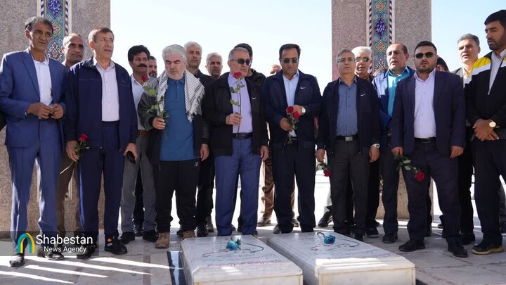 نواخته شدن زنگ سپاس معلم برنامه های هفته مقام معلم در کهگیلویه و بویراحمد
