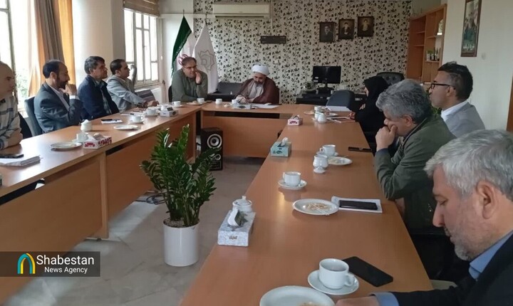 تدوین برنامه‌های کانون های فرهنگی مساجد با مشورت نخبگان و تشکل شوراهای تخصصی
