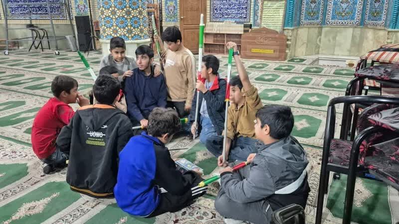 میدانداری بچه مسجدیها در بروجن؛ وقتی مسجد به پایگاه امید و همدلی تبدیل میشود