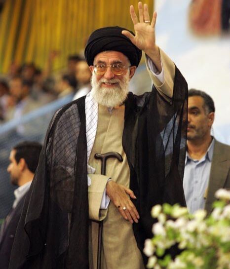 زندگی در کرمان، معلمان کرمانی، یاران دیرین/ راز دلبستگی رهبر شهید به دیار کریمان