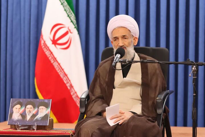 لزوم حفظ اتحاد مردمی/ رسانه ها روایتگر اقتدار امت مبعوث باشند