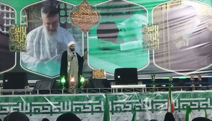 نبرد با استکبار جهانی بر اساس الهیات جنگ و نه «ریاضیات جنگ» است