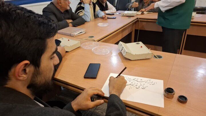 تجلی ارادت هنرمندان بام ایران به حضرت رضا(ع) در آیینه شعر و خط