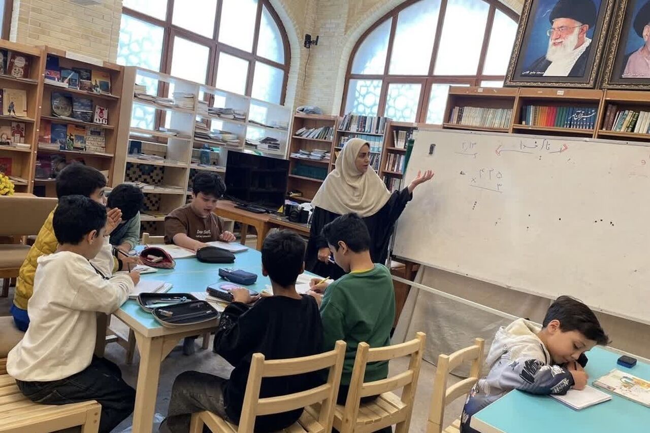 تداوم آموزش در روزهای تعطیلی؛ «کانون، مدرسه» چراغ یادگیری را روشن نگه داشت