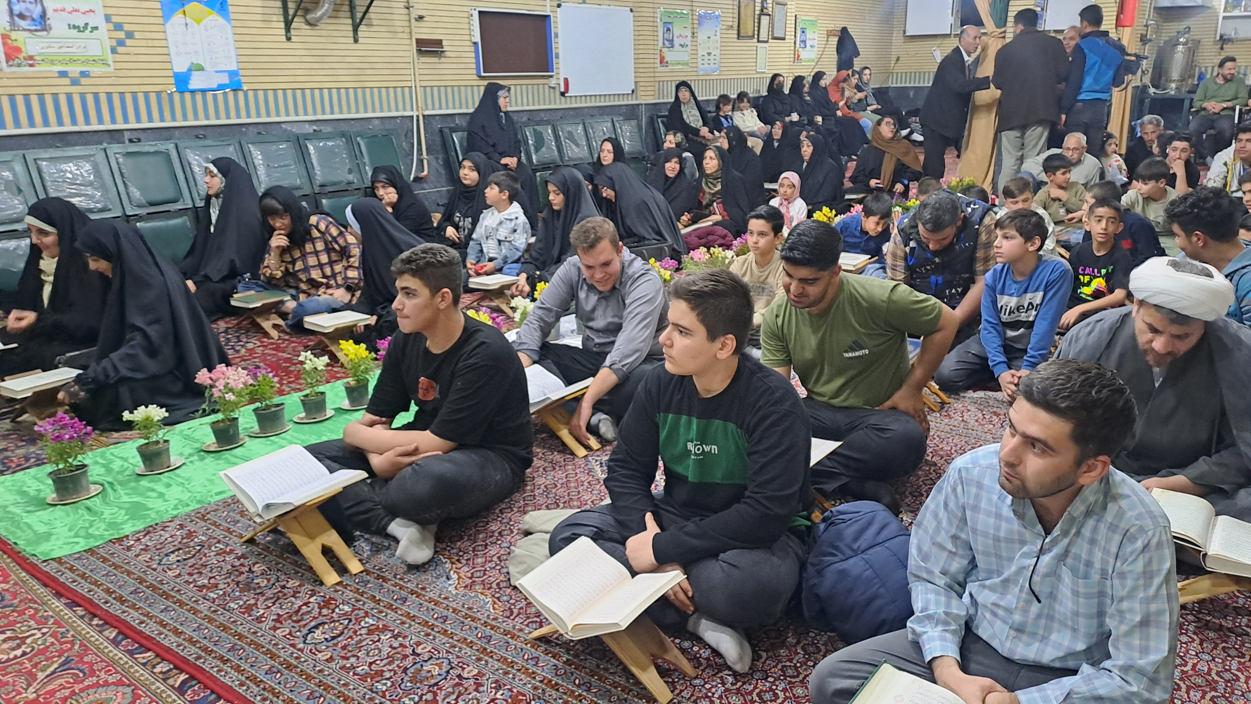 محافل قرآنی ارومیه؛ جایی که تلاوت آیات با نام شهدا گره خورده است