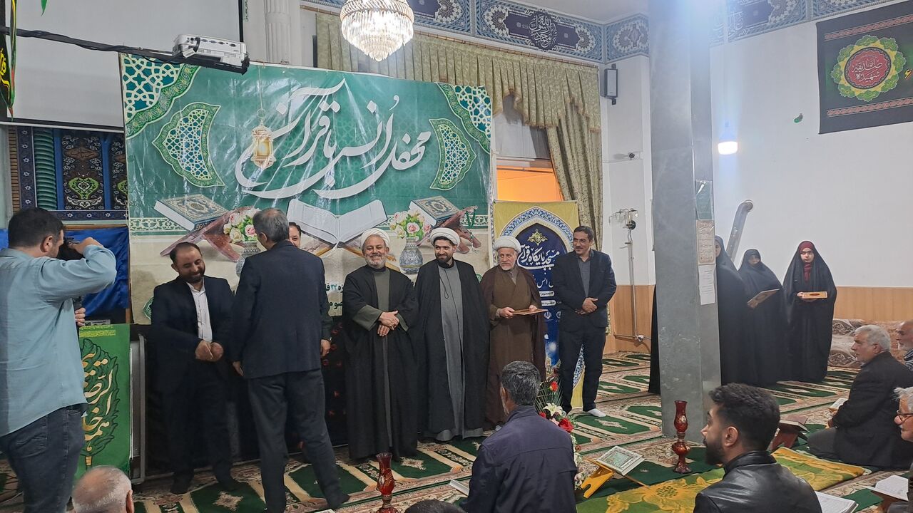 نور قرآن و یاد شهدا در نوشین‌شهر ارومیه به‌هم گره خورد