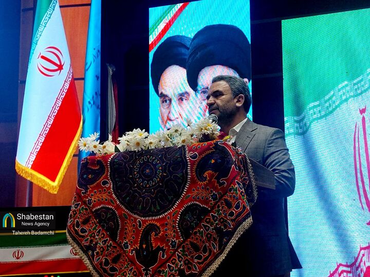 آینده علمی کشور بسته به انگیزه معلم و دانش‌آموز در کلاس درس است