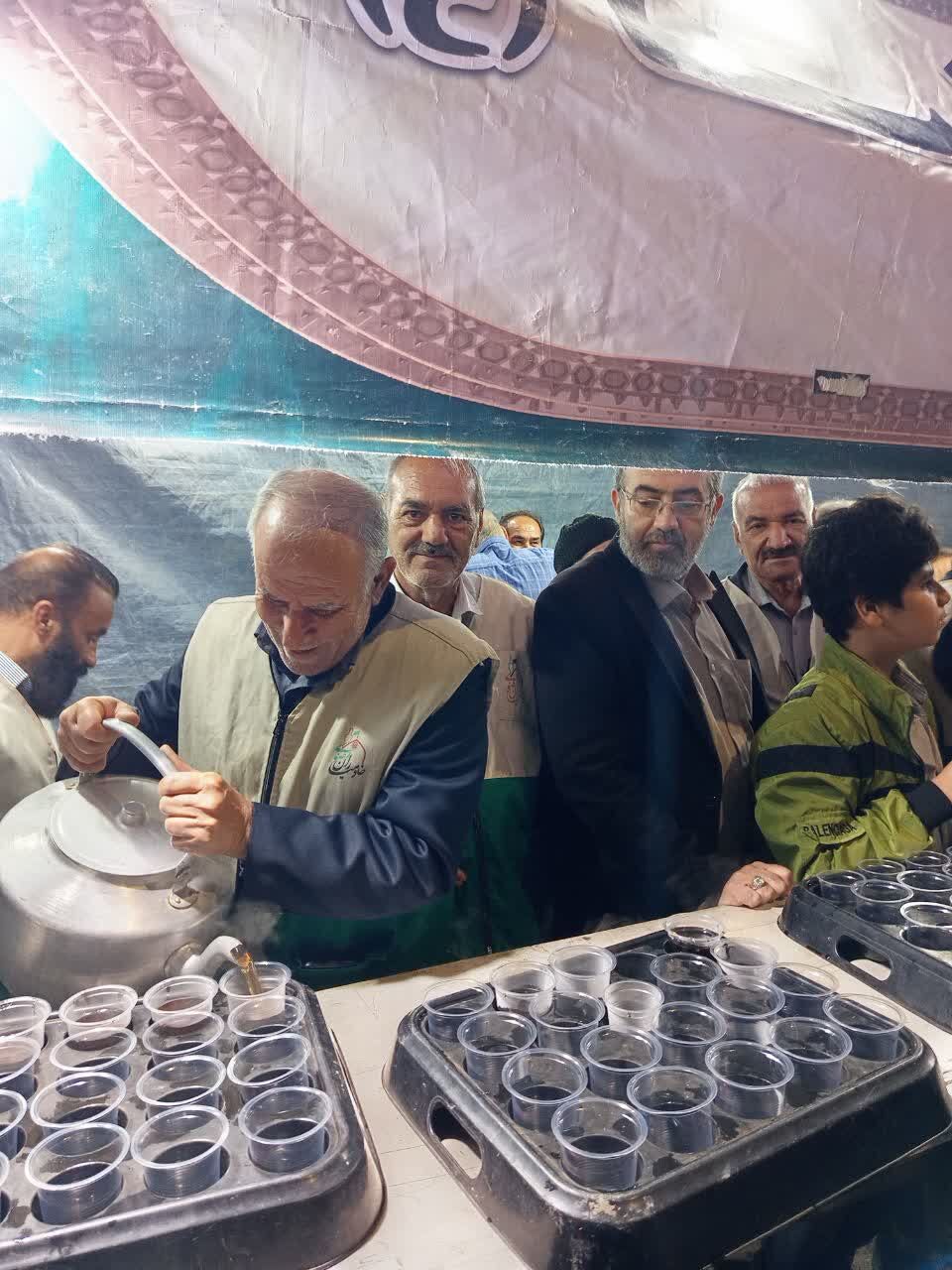 جلوه‌ای از همدلی و ارادت رضوی در شصت‌وششمین اجتماع «نحن المنتقمون» کرمانشاه
