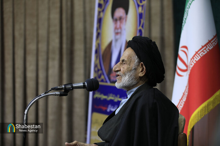 نفوذ معنوی تفکر بسیجی، مرزهای استکبار را درنوردیده است