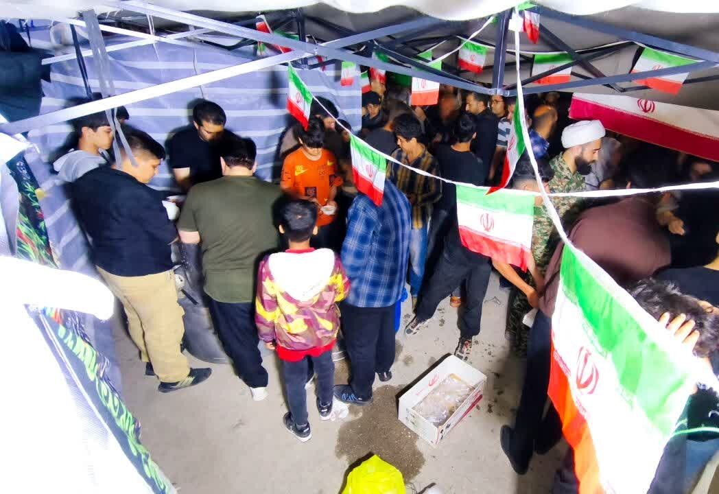 برپایی ایستگاه صلواتی مسجد نورالحسین(ع) در تجمع «نحن المنتقمون» کرمانشاه
