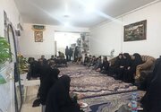 لبیک مسجدی‌ها به ندای شهدا؛ بچه‌های مسجد به دیدار خانواده دو شهید دانش‌آموز رفتند