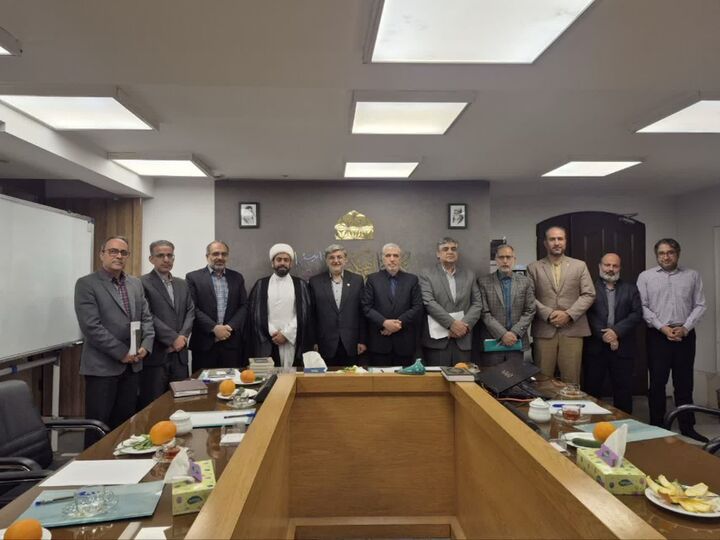 «ایران امام رضا(ع)»، شعار حل چالش‌های کشور/تولید آثار فاخر رضوی در الویت