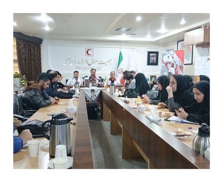 ایام جنگ رمضان ۲۱ هزار نفر از خدمات درمانی هلال احمر بهره‌مند شدند