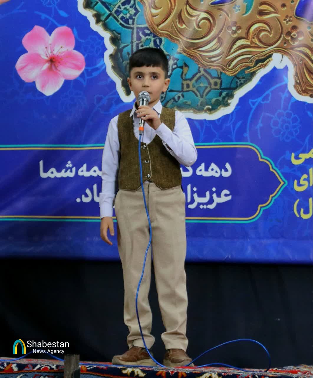 اجتماع باشکوه جامعه قرآنی کاشان در میدان شهید اردهال