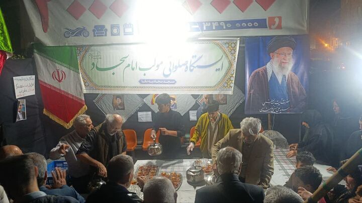 ایستگاه صلواتی مسجد سجادیه نکا؛ جلوه‌ای از همدلی مردمی در اجتماع اقتدار