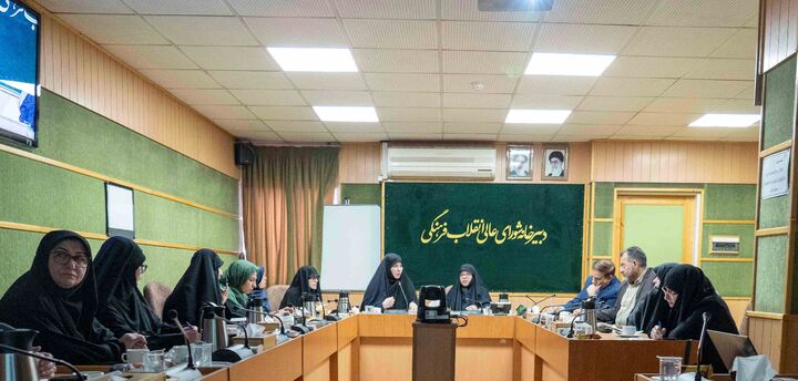 ارائه گزارش اقدامات شهرداری تهران در حوزه زنان و خانواده در ایام جنگ