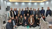 حضور اعضای کانون فرهنگی هنری شهدای شهرک کارشناسان در منزل شهید عباس اشرفی