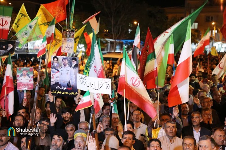 پرچم‌داری ملت ایران الگویی برای آزادگان جهان