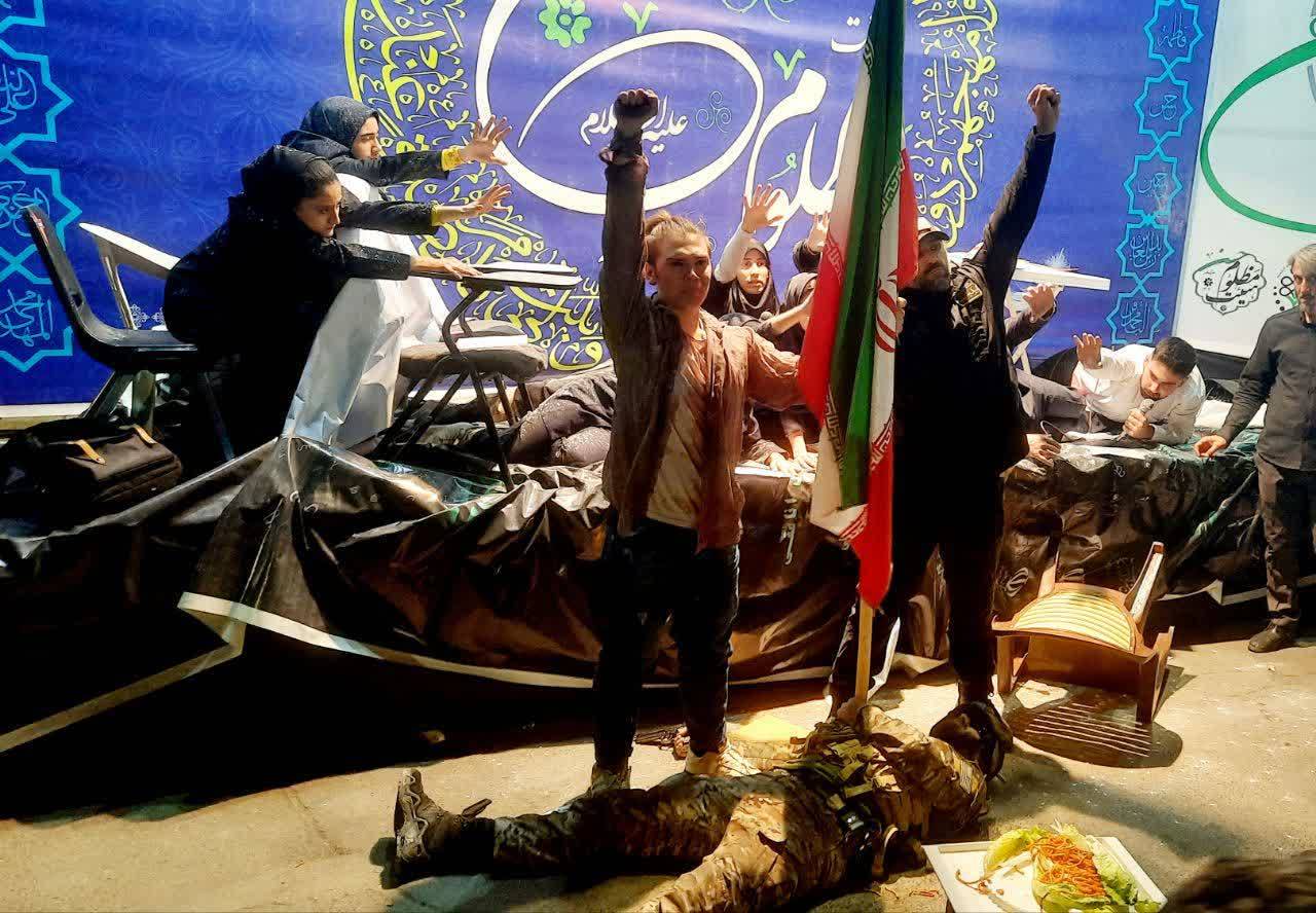 ۷۲ شب پشتیبانی فرهنگی از رزمگاه های شبانه/ اقلام فرهنگی بین ۱۲۰ موکب توزیع شد
