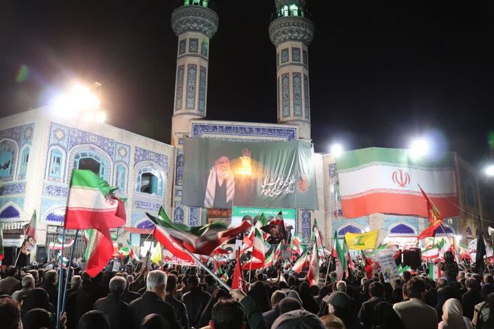 ملت مبعوث شده ایران، عاشورایی شدند