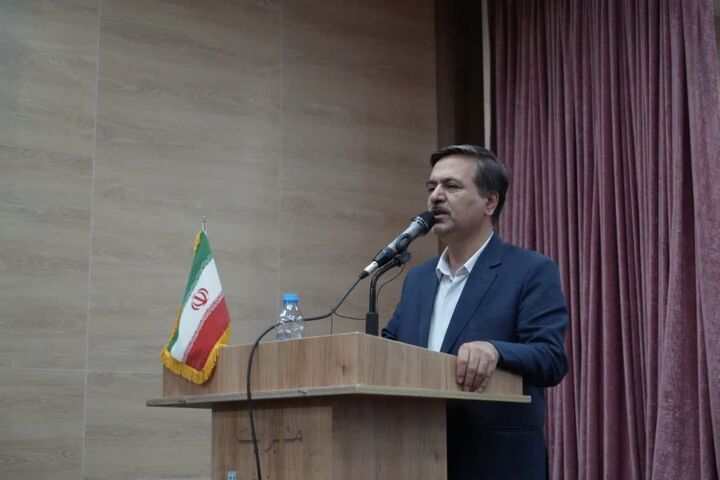میراث اخلاقی مختومقلی فراغی باید با زبان هنر به نسل جوان منتقل شود