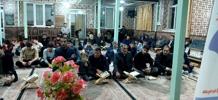 آیات الهی در خوی به نام شهدا طنین‌انداز شد/روایت نور و ایثار
