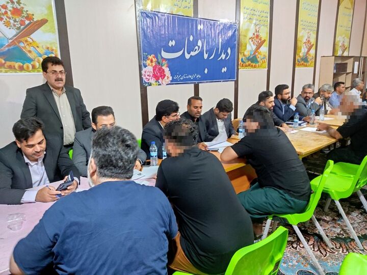 برکت نشست بی‌واسطه قضات با مددجویان جیرفتی/ آزادی ۲۳ زندانی در یک روز