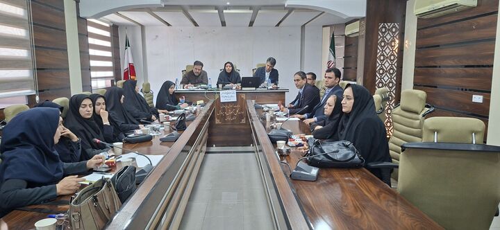 نقش آفرینیِ ۲۲ هنرستان لرستان در تولید لباس فرم مدارس