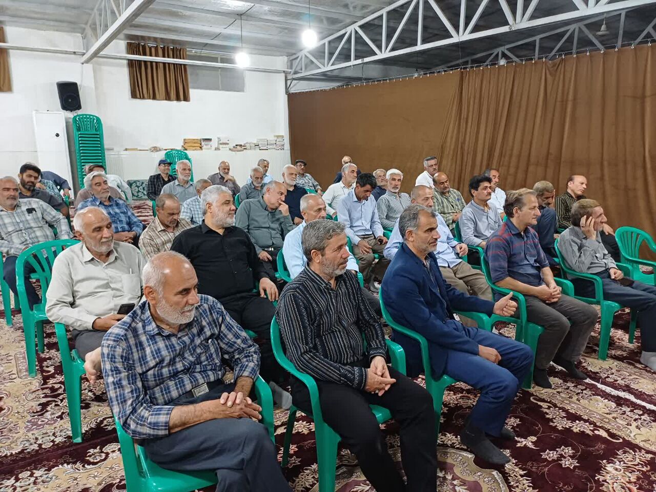 اراده مؤمنان، عامل فروپاشی جبهه باطل است / نصرت الهی در گرو ایستادگی ملتها