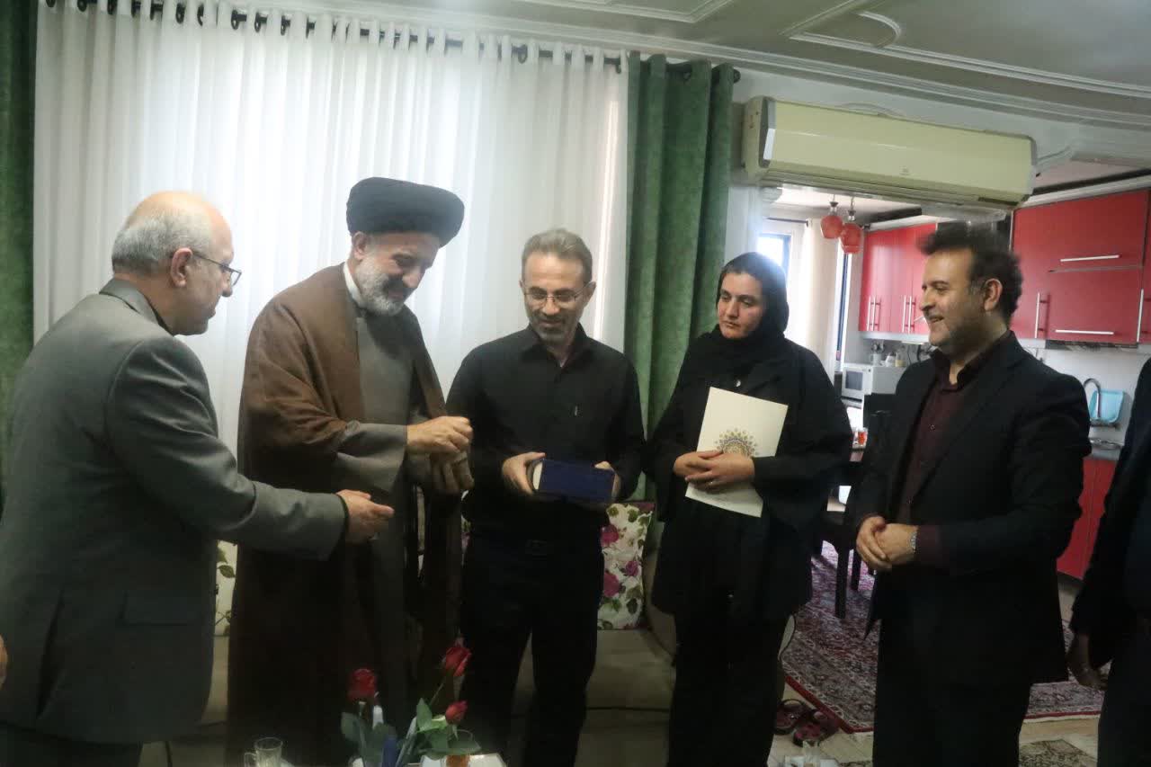 ابلاغ تسلیت رهبر انقلاب به خانوادههای شهدای گیلان در جنگ رمضان