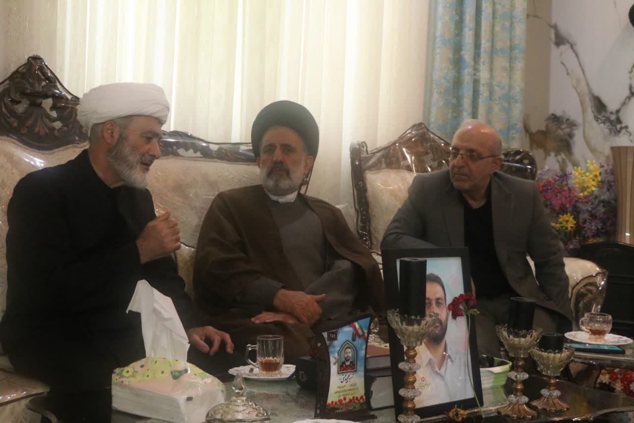 ابلاغ تسلیت رهبر انقلاب به خانوادههای شهدای گیلان در جنگ رمضان
