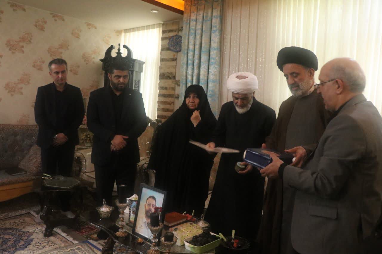 ابلاغ تسلیت رهبر انقلاب به خانواده‌های شهدای گیلان در جنگ رمضان