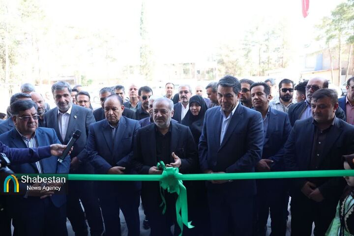 دبستان خیّرساز حافظ در کرمان با حضور وزیر آموزش و پرورش افتتاح شد