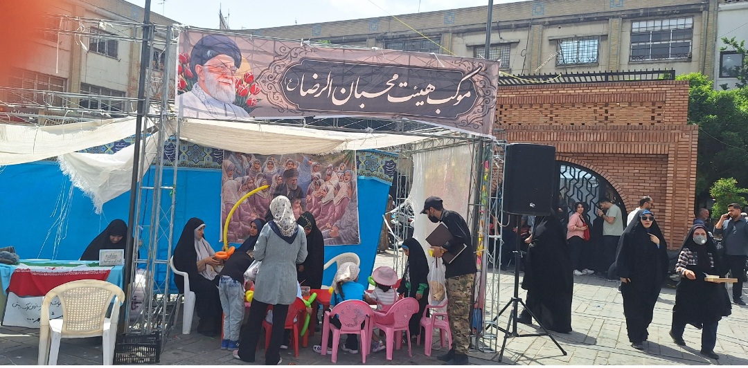 روایت خدمت در قلب بازارتهران؛ از غرفه کودک تا مشاوره خانواده