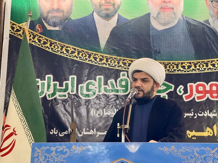 خادمان واقعی بعد از رفتنشان تکریم می‌شوند / دشمنی با شهید رئیسی در قیامت جواب دارد