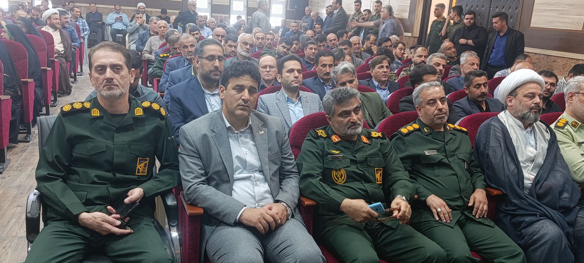 داغ از دست دادن رهبر یک داغ معمولی نیست