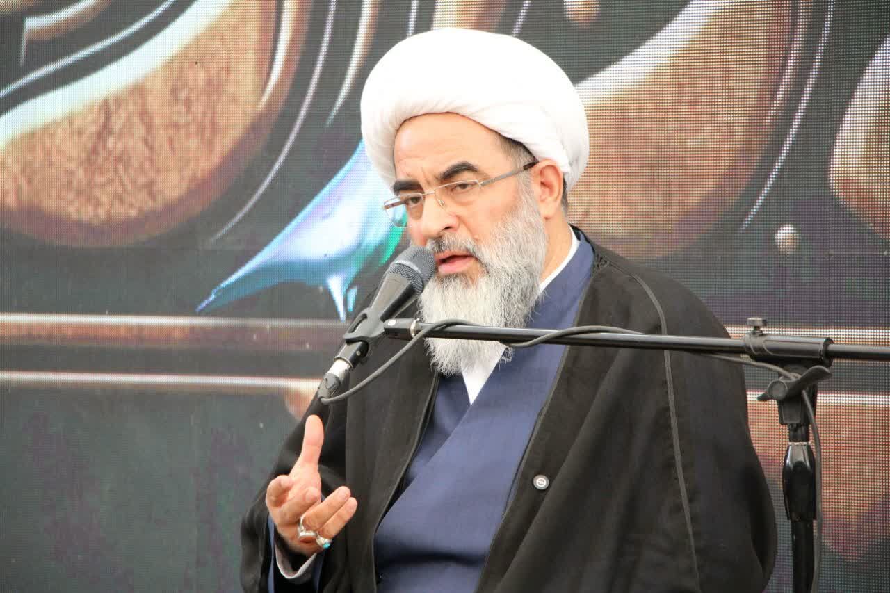 امامت حقیقتی فراتر از سن و سال است / ولادت امام جواد(ع) برکتی برای تثبیت امامت بود