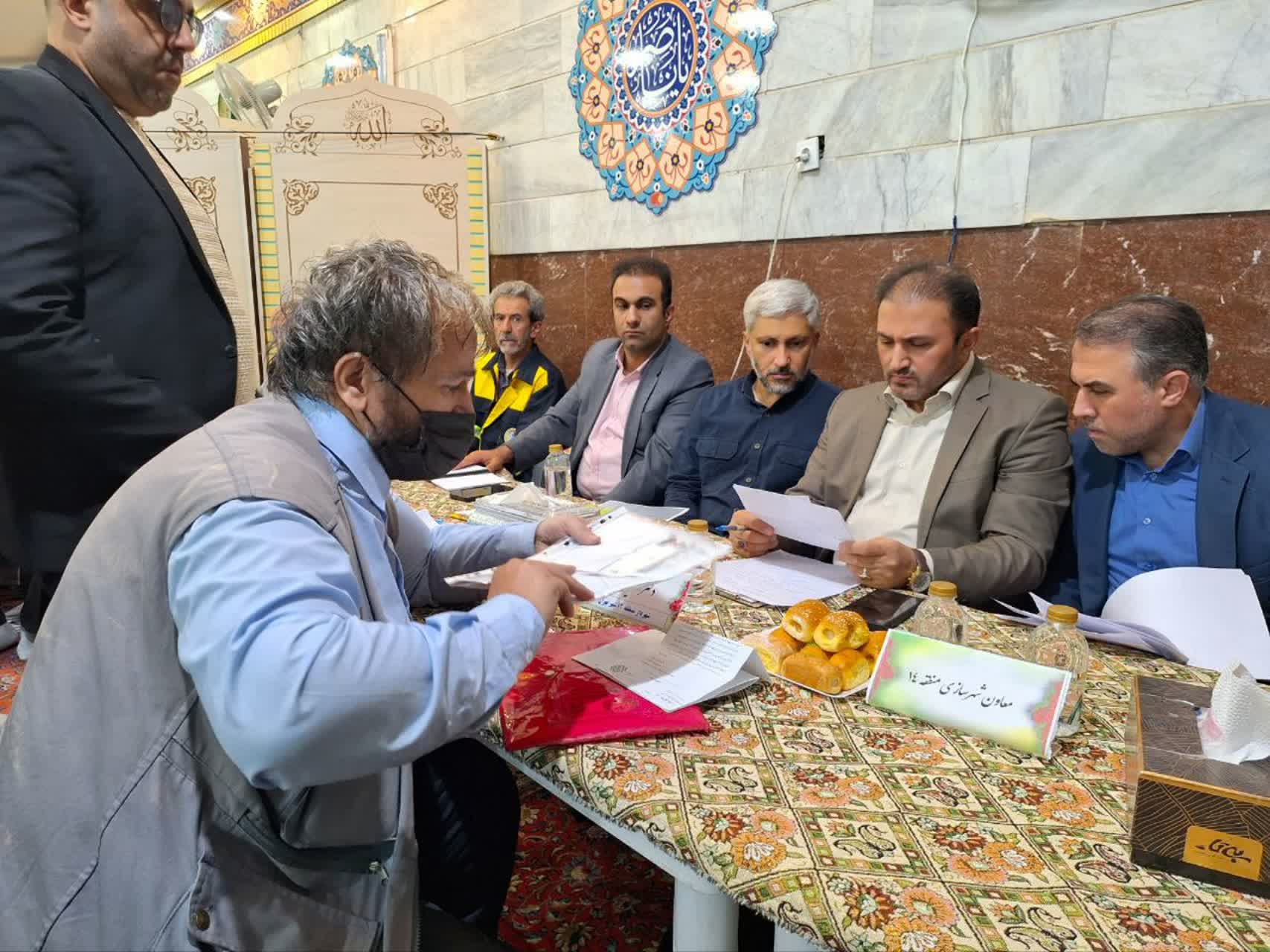 مسجدی که فراتر از عبادت عمل می‌کند؛ از کمک به محرومان تا واسطه‌گری برای ازدواج جوانان