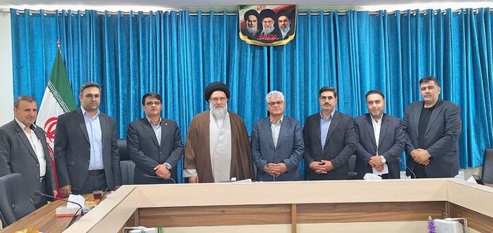 آیت‌الله حسینی از خدمات پاکبانان و نیروهای خدمات شهری یاسوج تقدیر کرد