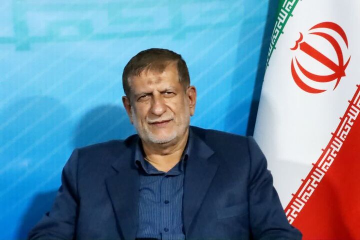 مردم ستون اصلی اقتدار و پیروزی در جبهه‌های مختلف هستند