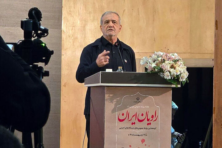 پزشکیان: به‌هیچ‌وجه برابر هیچ قدرتی سر خم نخواهیم کرد/ با عزت «گفت‌وگو» می‌کنیم