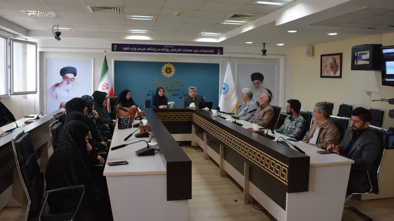 کتاب و مسجد؛ دو پایگاه مؤثر برای مقابله با جنگ شناختی