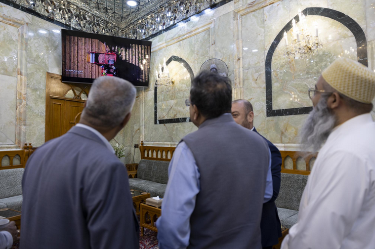 تشرف سفیر هند به آستان مقدس حضرت عباس(ع)+ عکس