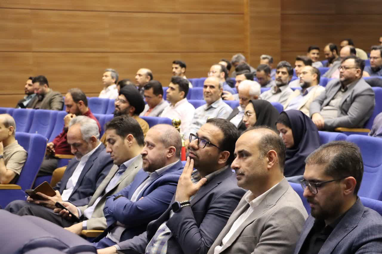 روابط عمومی‌ها بازوی راهبردی امیدآفرینی و جهاد تبیین هستند