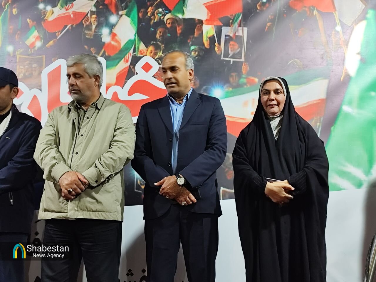 ورزشکار جیرفتی مدال طلای خود را تقدیم رهبری کرد